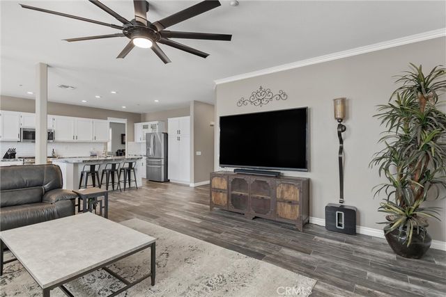 30183 Frontera Del Sur, Highland, CA 92346