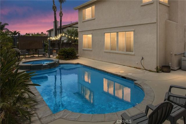 30183 Frontera Del Sur, Highland, CA 92346