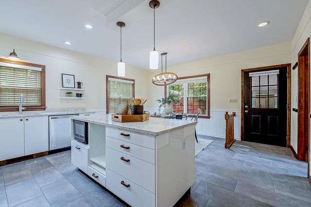 327 N Ann Arbor Street, Saline City, MI 48176