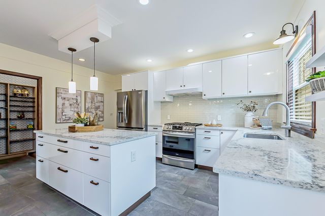 327 N Ann Arbor Street, Saline City, MI 48176