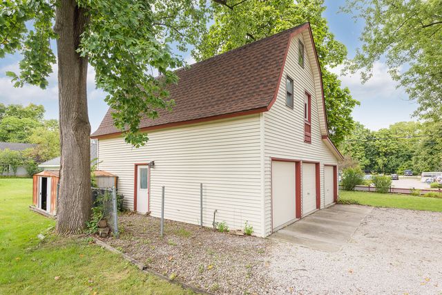 327 N Ann Arbor Street, Saline City, MI 48176