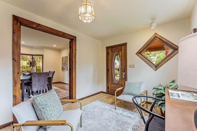 327 N Ann Arbor Street, Saline City, MI 48176