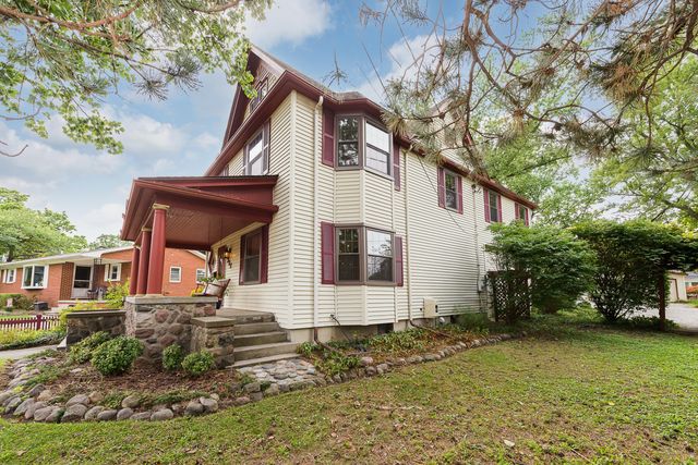 327 N Ann Arbor Street, Saline City, MI 48176
