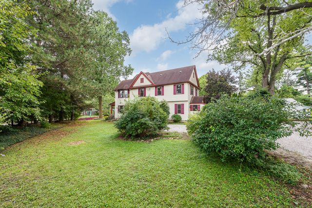 327 N Ann Arbor Street, Saline City, MI 48176