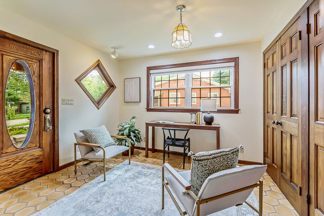 327 N Ann Arbor Street, Saline City, MI 48176