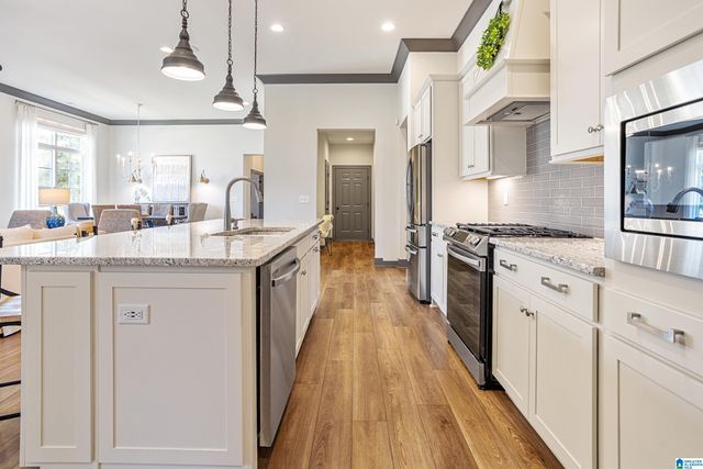 8020 ANNIKA DRIVE, Hoover, AL 35244