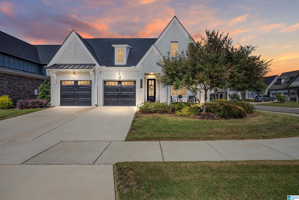 8020 ANNIKA DRIVE, Hoover, AL 35244