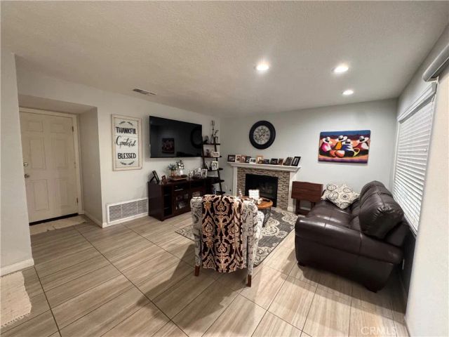 7707 Newcastle Court, Highland, CA 92346