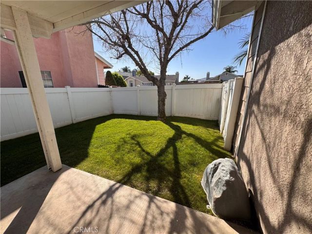 7707 Newcastle Court, Highland, CA 92346