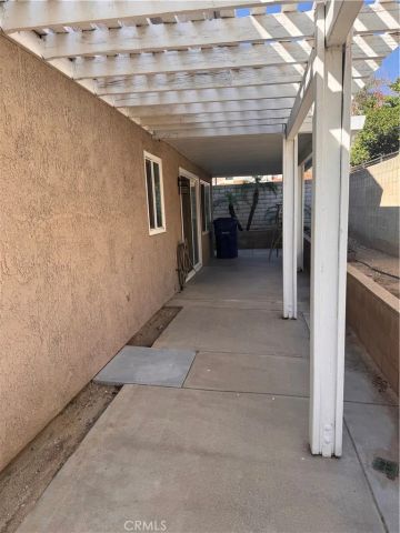 7707 Newcastle Court, Highland, CA 92346
