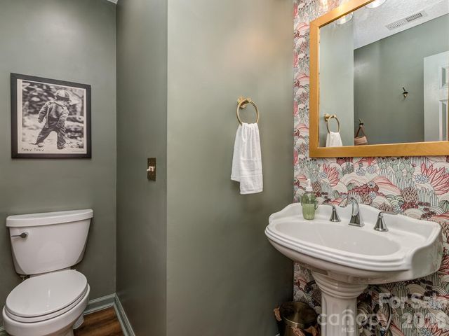 1512 Hollythorne Drive, Rock Hill, SC 29732