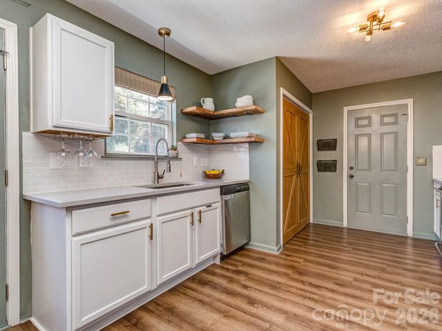 1512 Hollythorne Drive, Rock Hill, SC 29732