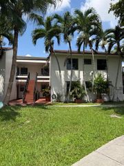 10875 NW 7th St 23-36, Miami, FL 33172