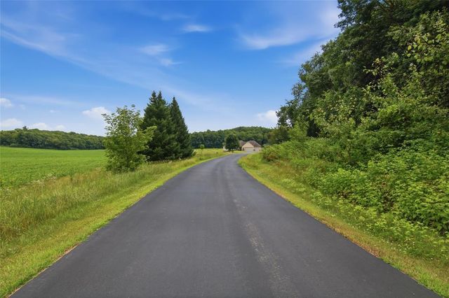 W860 Cedar Road, Eau Claire, WI 54701