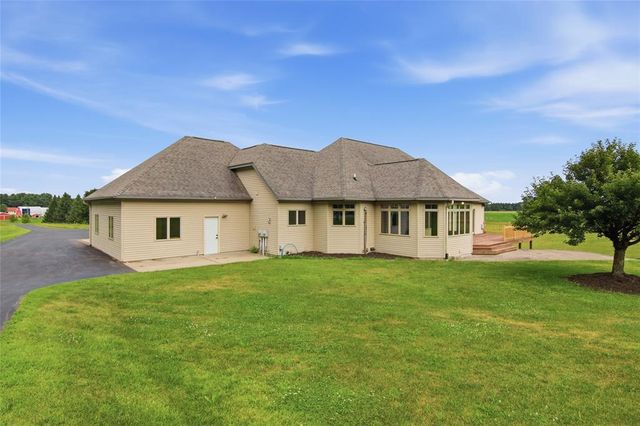 W860 Cedar Road, Eau Claire, WI 54701