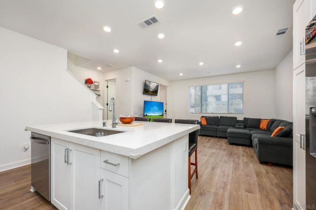 766 Jilian St 2, Chula Vista, CA 91911