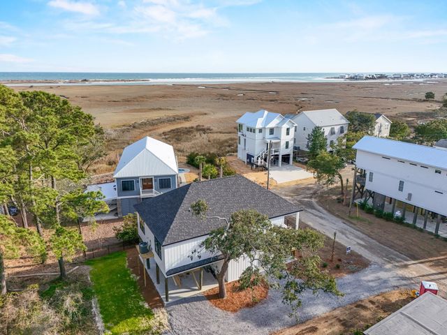 196 Brown Pelican Loop, Pawleys Island, SC 29585