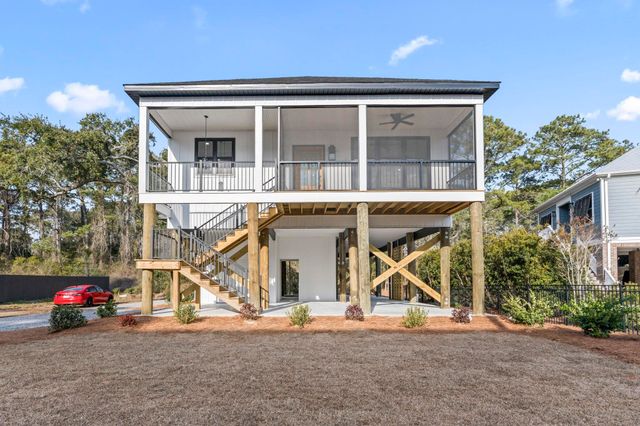 196 Brown Pelican Loop, Pawleys Island, SC 29585
