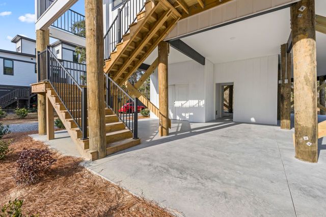 196 Brown Pelican Loop, Pawleys Island, SC 29585