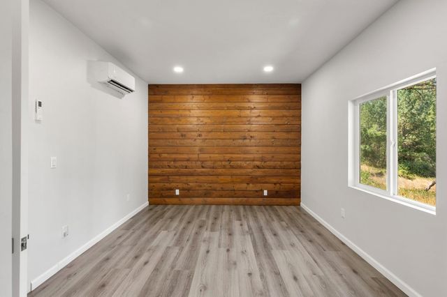 716 Railroad Flat Rd, Mokelumne Hill, CA 95245