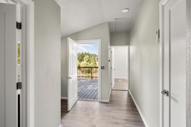 716 Railroad Flat Rd, Mokelumne Hill, CA 95245