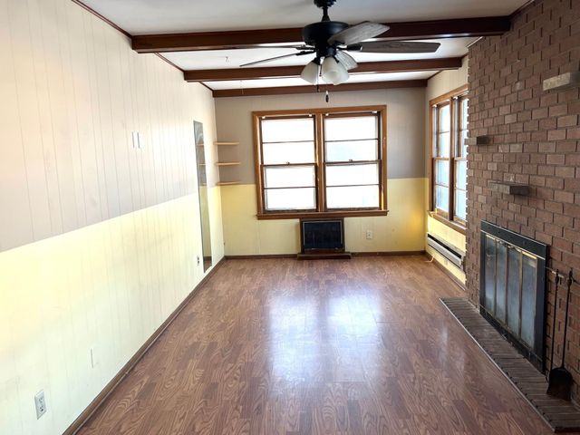 1415 Burke Avenue W, Roseville, MN 55113