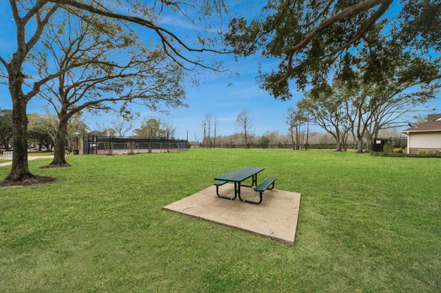 1802 Diamond Brook Drive, Houston, TX 77062