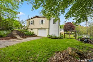 90 Sturtevant Street, Norwich, CT 06360