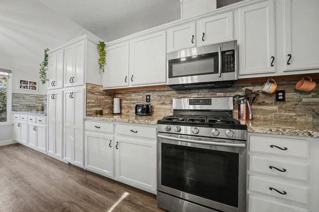 155 Hillside, Jackson, CA 95642