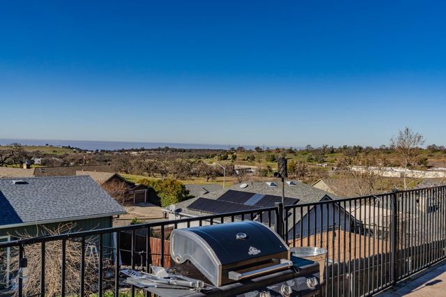 155 Hillside, Jackson, CA 95642