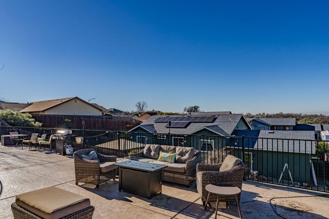 155 Hillside, Jackson, CA 95642