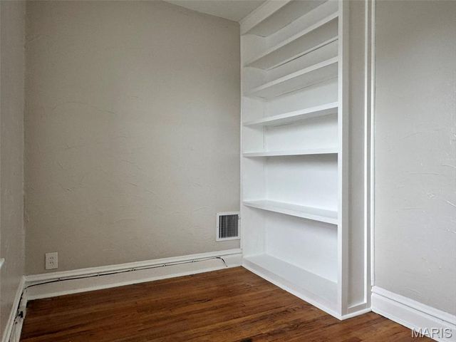 4215 Gannett Street, St Louis, MO 63116