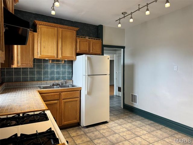 4215 Gannett Street, St Louis, MO 63116