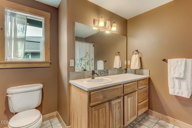 61390 Merriewood Court, Bend, OR 97702