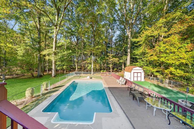 22 Parkside Drive, Congers, NY 10920