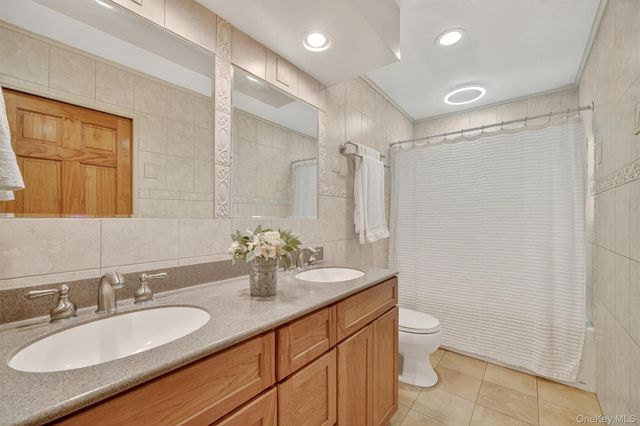 22 Parkside Drive, Congers, NY 10920