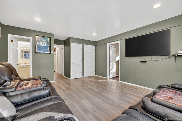 22 Parkside Drive, Congers, NY 10920