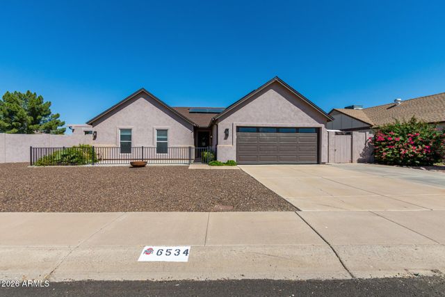 6534 W GRANDVIEW Road, Glendale, AZ 85306