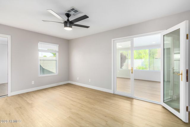 6534 W GRANDVIEW Road, Glendale, AZ 85306