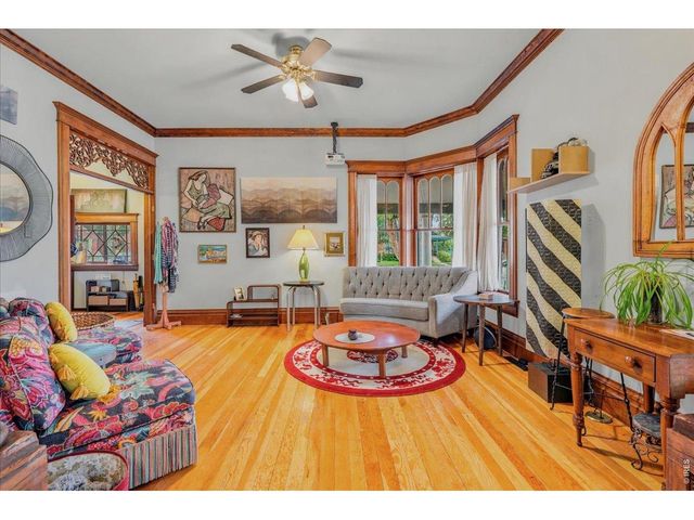 220 W 4th St, Loveland, CO 80537
