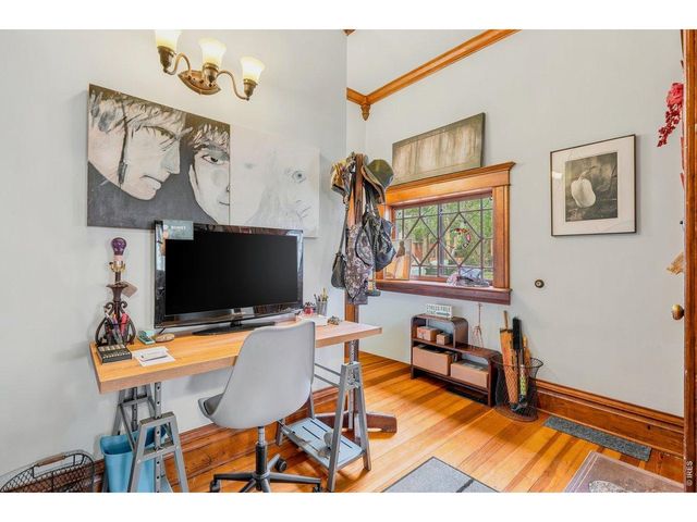 220 W 4th St, Loveland, CO 80537