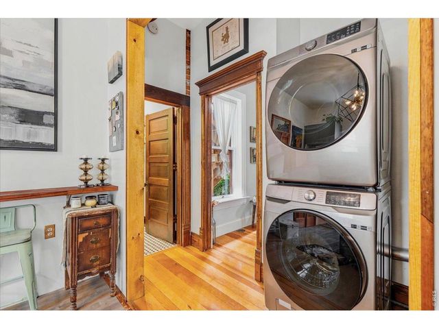 220 W 4th St, Loveland, CO 80537