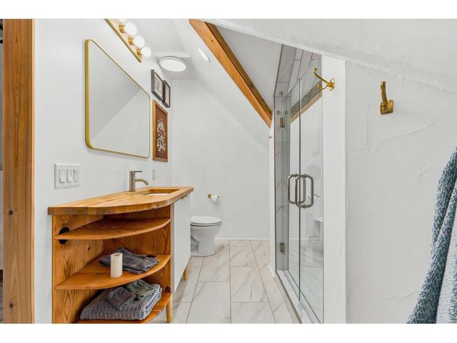 220 W 4th St, Loveland, CO 80537