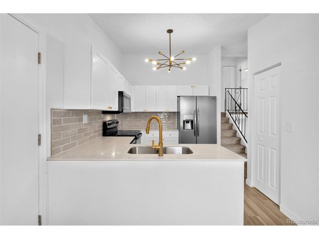 236 Jefferson Dr, Bennett, CO 80102