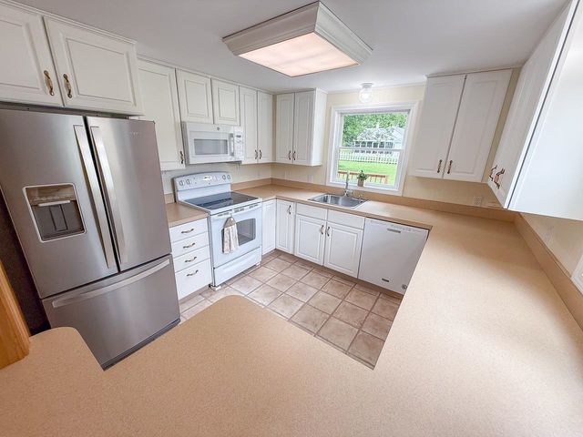 3102 W Saginaw Road, Coleman, MI 48618