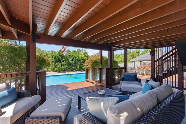 2938 Montavesta Road, Lexington, KY 40502