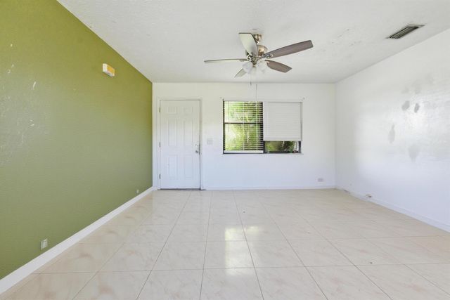 1809 SW Morelia Lane, Port St Lucie, FL 34953