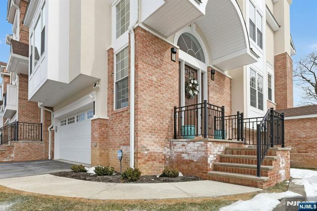 106 Brandon Court, Montvale, NJ 07645