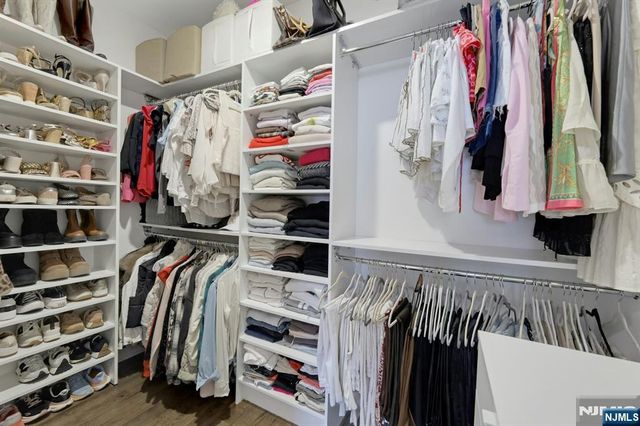 106 Brandon Court, Montvale, NJ 07645