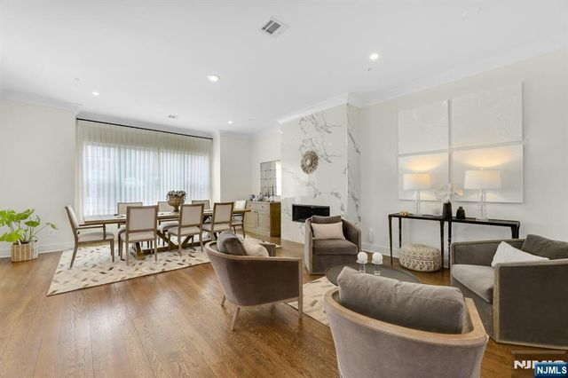 106 Brandon Court, Montvale, NJ 07645